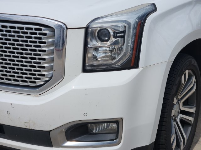 Used 2017 GMC Yukon Denali w/ Enhanced Security Package RWD image 9