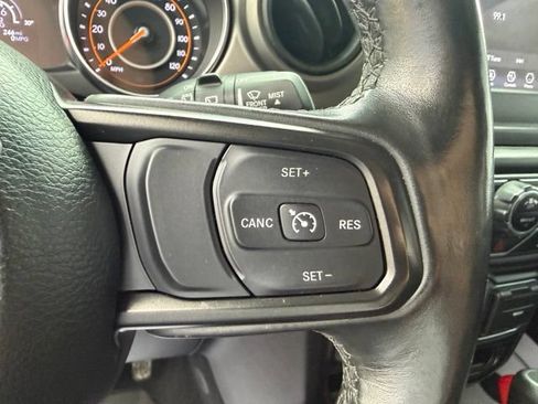 Used 2023 Jeep Wrangler Unlimited Sport AWD/4WD image 21