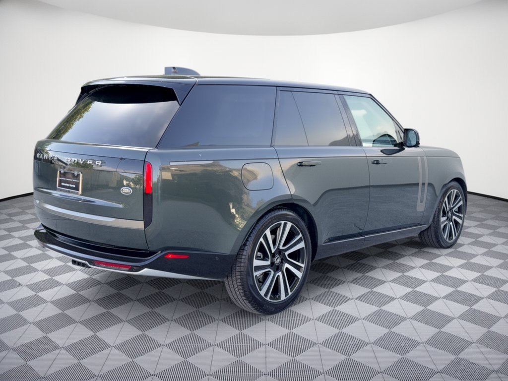 Used 2023 Land Rover Range Rover SE AWD/4WD image 9