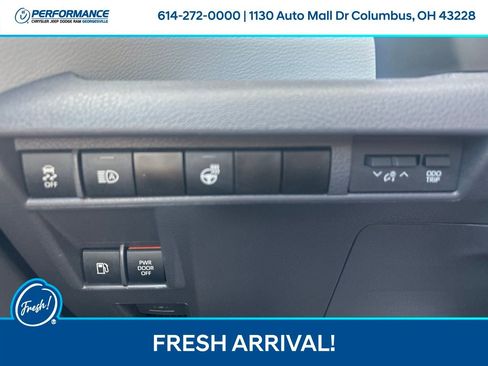 Used 2024 Toyota Sienna AWD image 26