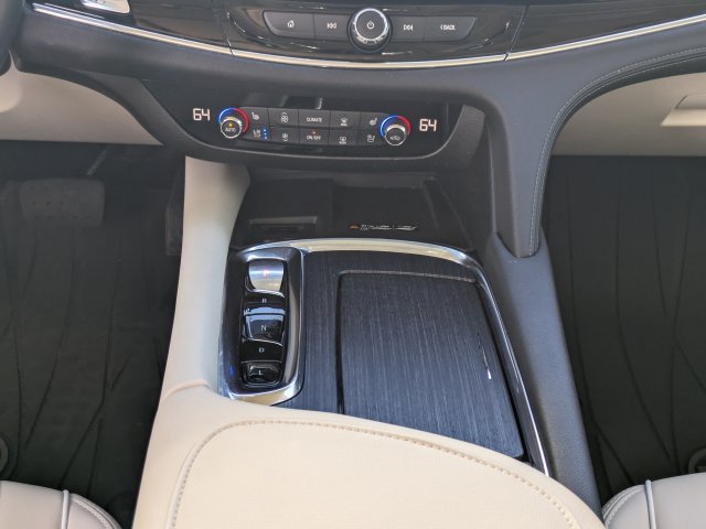 Used 2023 Buick Enclave Avenir w/ Avenir Technology Package AWD/4WD image 20