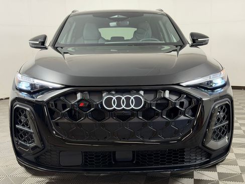 Used 2025 Audi SQ5 Premium Plus AWD/4WD image 6