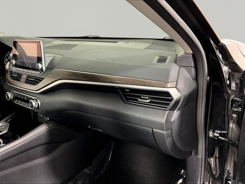 Certified 2023 Nissan Altima 2.5 SV FWD image 26