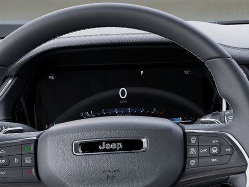 New 2026 Jeep Grand Cherokee Limited image 17