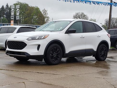 Used 2020 Ford Escape SE Sport AWD/4WD image 7