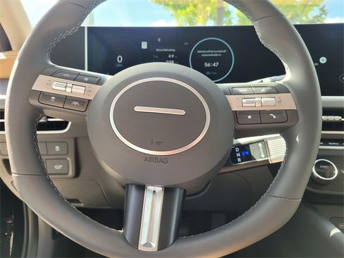 New 2025 Hyundai Sonata Limited image 21