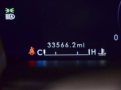 Used 2022 Lincoln Nautilus Reserve image 17