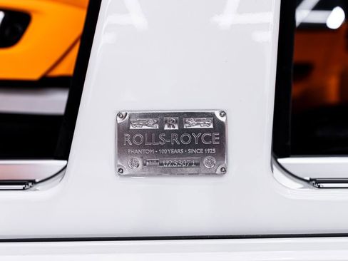 Used 2026 Rolls-Royce Phantom Sedan image 34