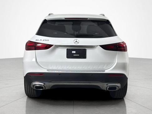 Used 2025 Mercedes-Benz GLA 250 image 4