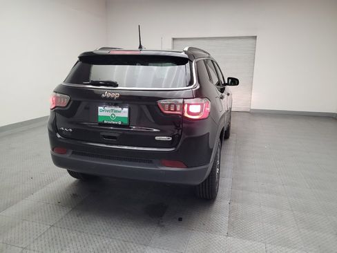 Used 2017 Jeep Compass Latitude w/ Popular Equipment Group AWD/4WD image 7