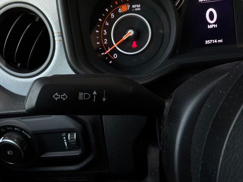 Used 2025 Jeep Wrangler Unlimited Sport AWD/4WD image 34