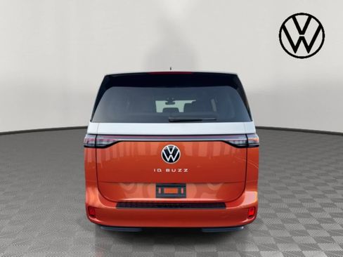 New 2025 Volkswagen ID. Buzz Pro S Plus image 4