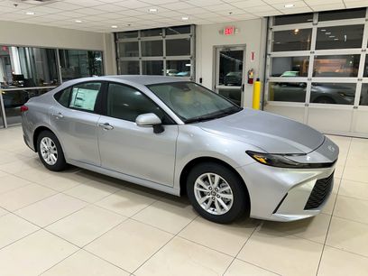 New 2026 Toyota Camry LE w/ Convenience Package