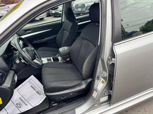 Used 2011 Subaru Legacy 2.5i Premium AWD/4WD image 20