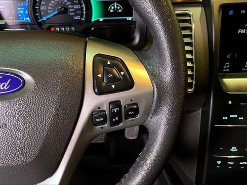 Used 2019 Ford Flex SEL image 12