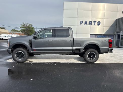 New 2026 Ford F350 Platinum w/ Tremor Off-Road Package AWD/4WD image 6