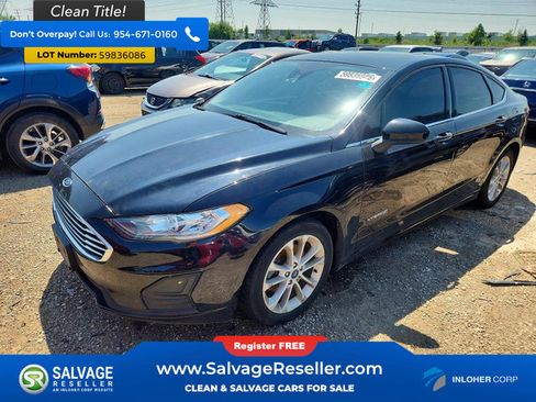 Used 2019 Ford Fusion SE FWD image 1