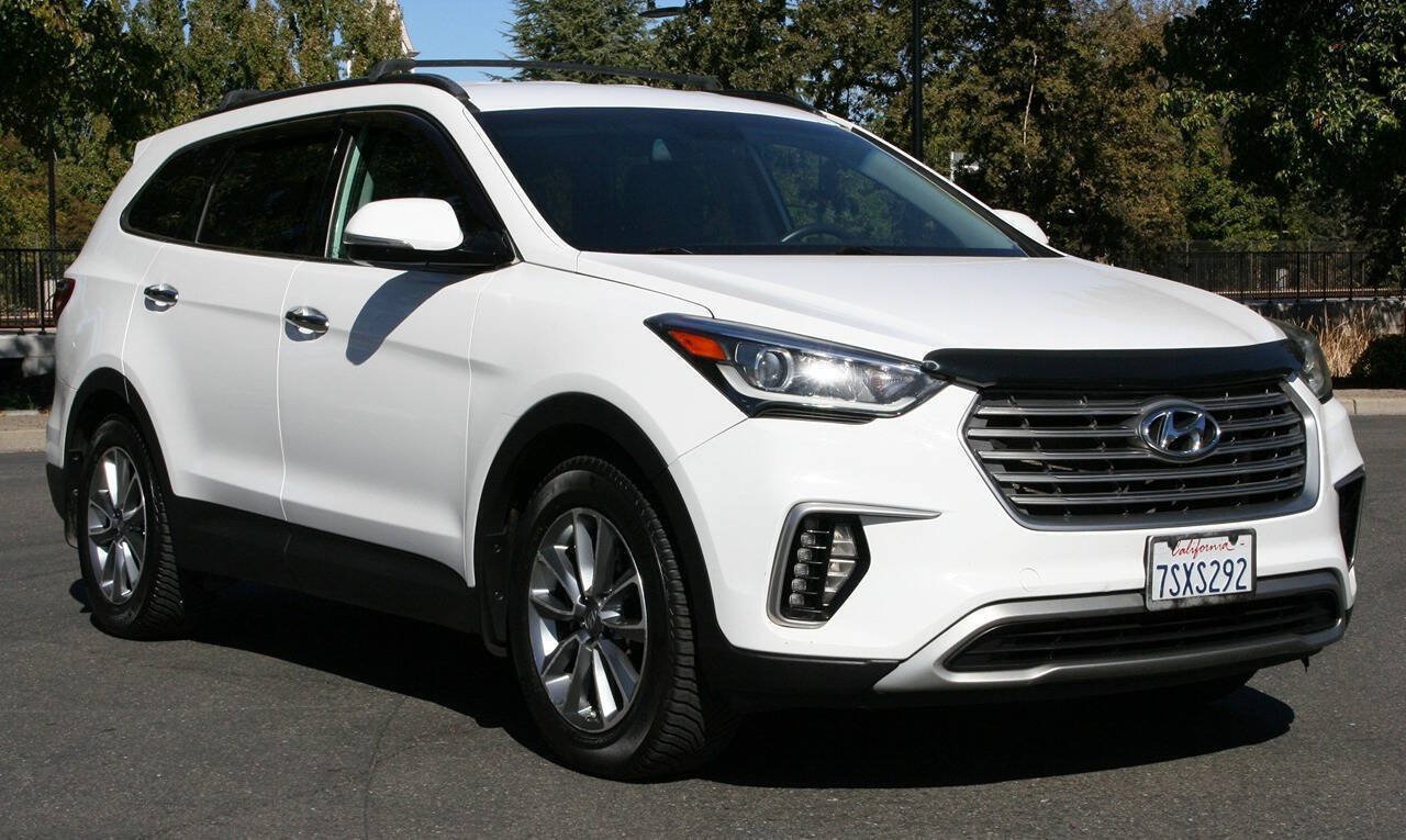 Used 2017 Hyundai Santa Fe SE w/ SE Premium Package 02 AWD/4WD image 1