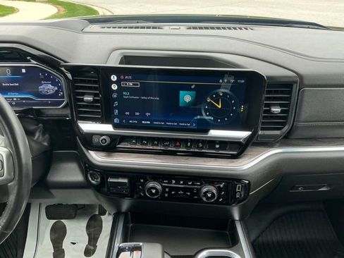 Used 2022 Chevrolet Silverado 1500 LTZ image 27