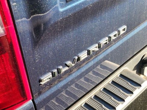 Used 2022 Chevrolet Silverado 1500 LT Trail Boss image 9