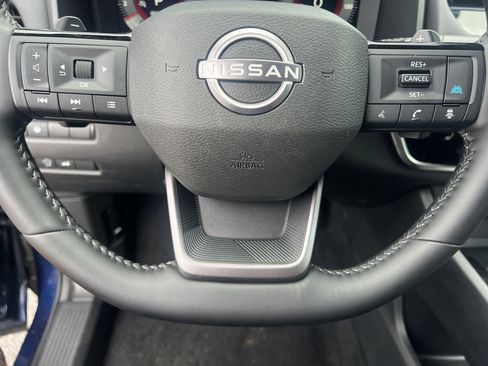 Certified 2026 Nissan Rogue SL FWD image 10