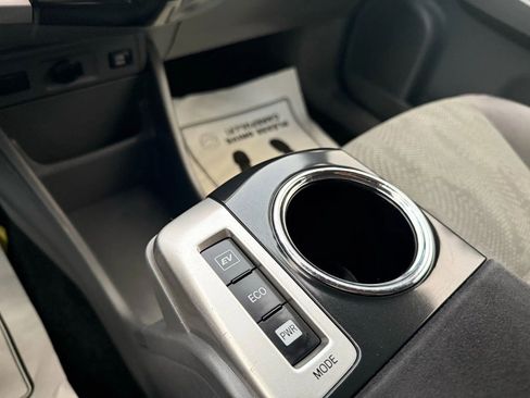 Used 2012 Toyota Prius V Three image 27