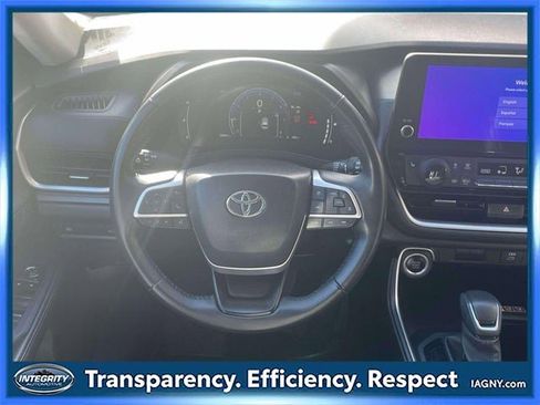 Used 2024 Toyota Grand Highlander XLE image 15