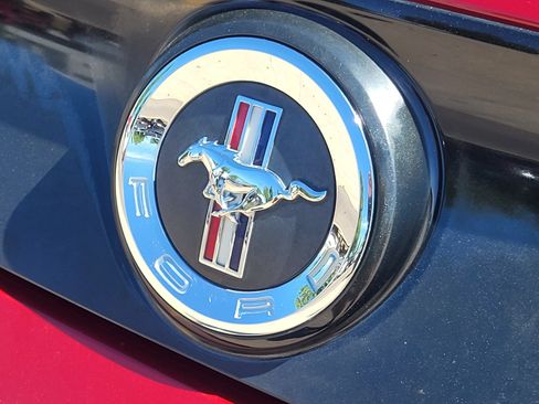 Used 2013 Ford Mustang Premium w/ Comfort Pkg RWD image 8
