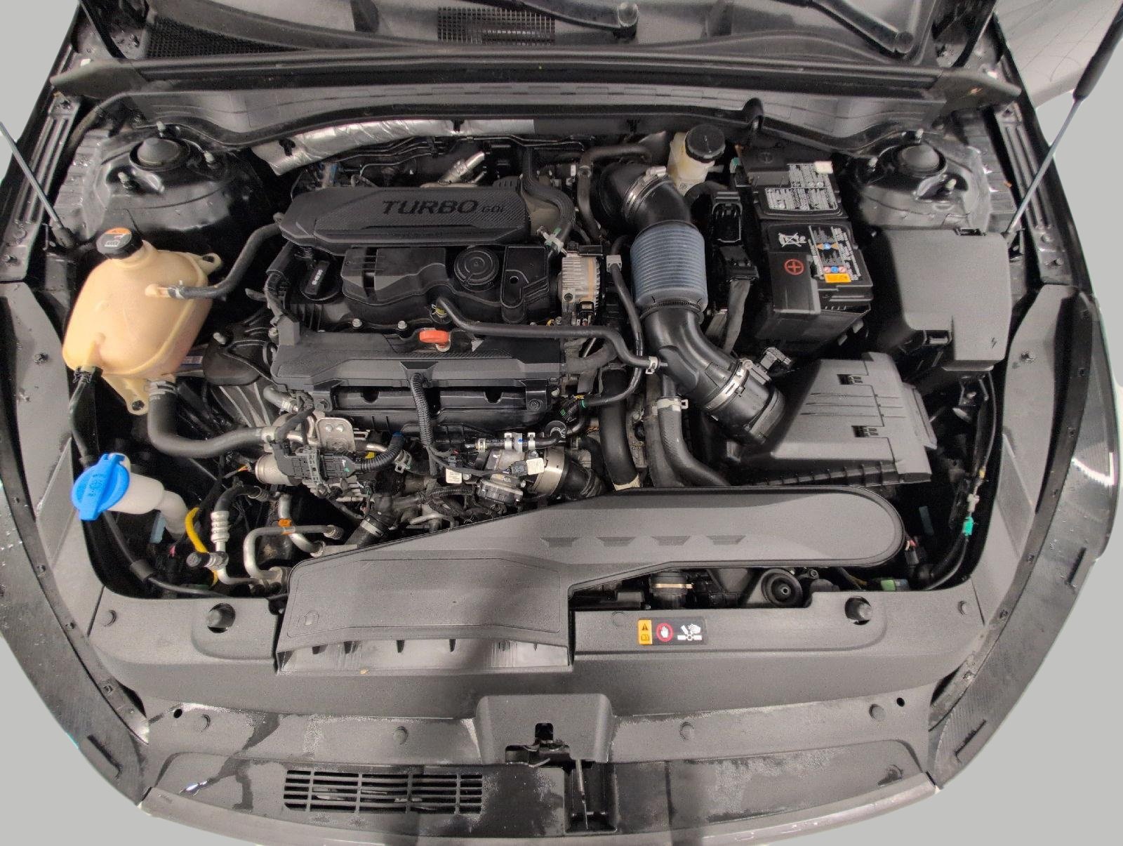 Used 2024 Kia K5 GT-Line AWD/4WD image 9