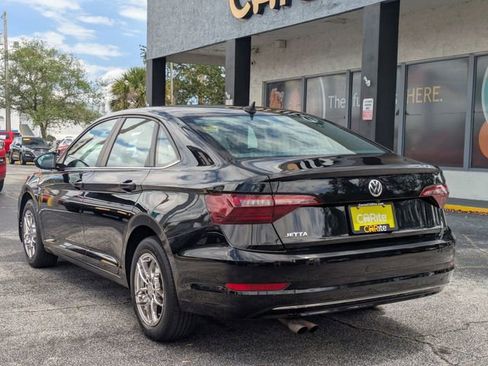 Used 2021 Volkswagen Jetta SE FWD image 7