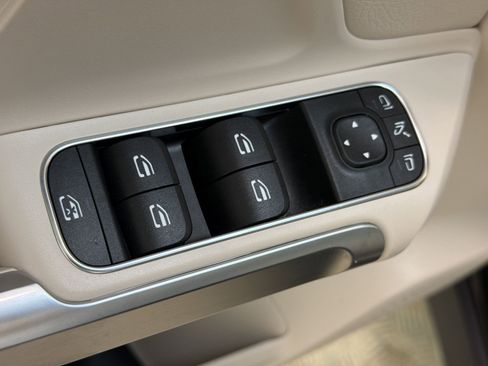 Used 2021 Mercedes-Benz GLB 250 4MATIC image 20