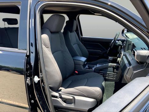 Used 2025 Toyota Tacoma SR RWD image 9