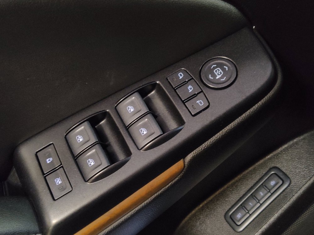 Used 2019 GMC Yukon Denali RWD image 27