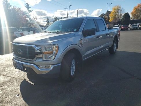 Used 2022 Ford F150 XLT image 3