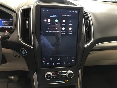 Used 2022 Ford Edge Titanium AWD/4WD image 19