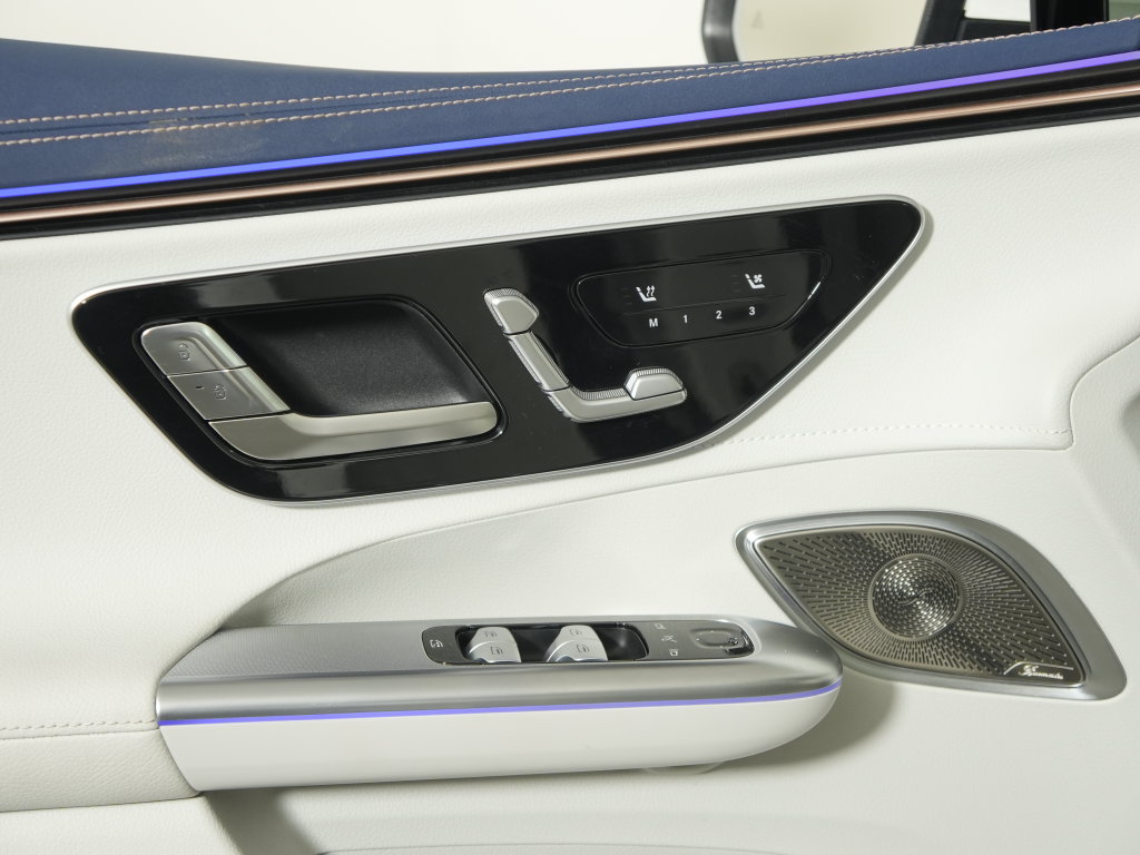 Certified 2025 Mercedes-Benz EQE 350+ 4MATIC SUV w/ Driver Assistance Package image 30