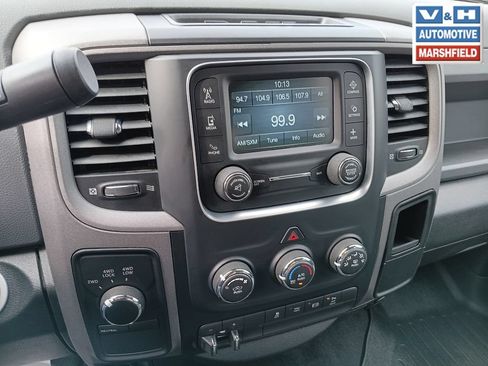Used 2017 RAM 2500 Tradesman w/ Chrome Appearance Group AWD/4WD image 10