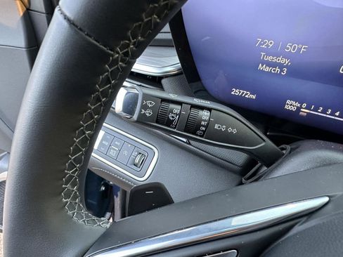 Used 2025 Buick Enclave Preferred image 26