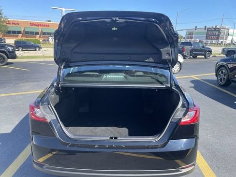 Used 2025 Toyota Camry LE FWD image 33