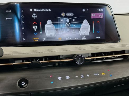 Used 2023 Nissan Ariya FWD image 24