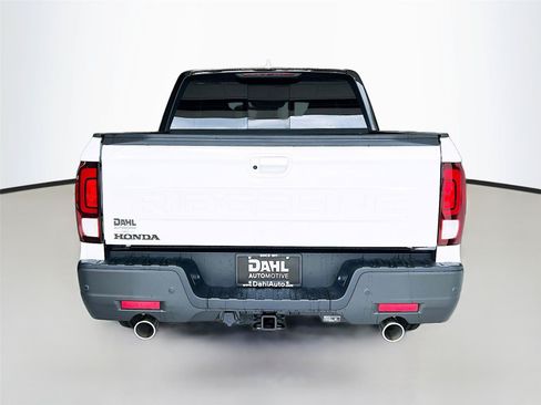 New 2026 Honda Ridgeline Black Edition image 12