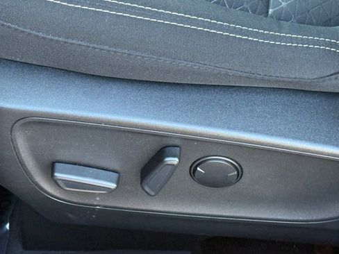 Certified 2023 Ford Escape Active AWD/4WD image 7