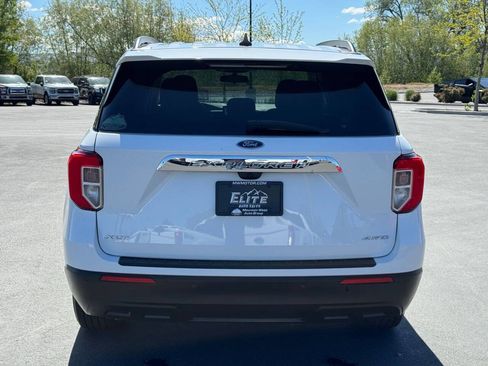 Used 2022 Ford Explorer XLT AWD/4WD image 6