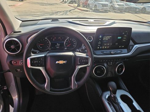 Used 2024 Chevrolet Blazer LT image 17