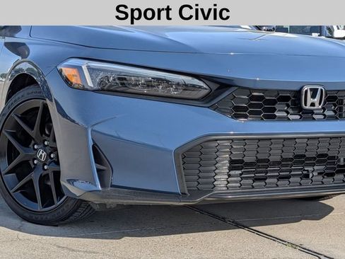 Used 2025 Honda Civic Sport image 3