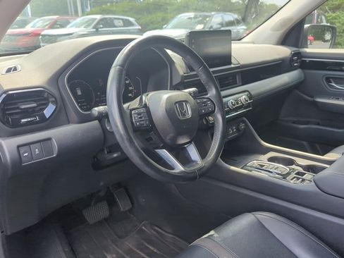 Used 2024 Honda Pilot EX-L image 9