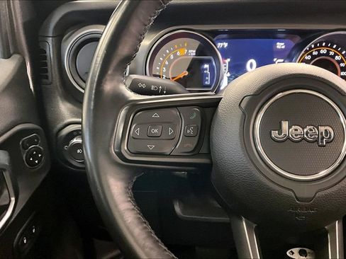 Used 2021 Jeep Wrangler Unlimited Sport image 17