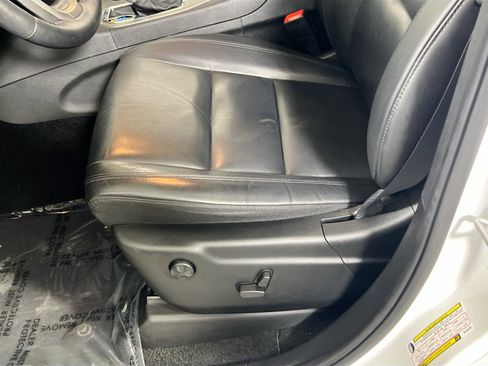 Used 2022 Jeep Grand Cherokee Limited image 18