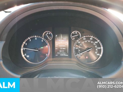 Used 2023 Lexus GX 460 Premium image 16