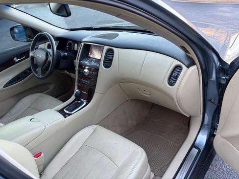 Used 2016 INFINITI QX50 2WD w/ Premium Plus Package image 40